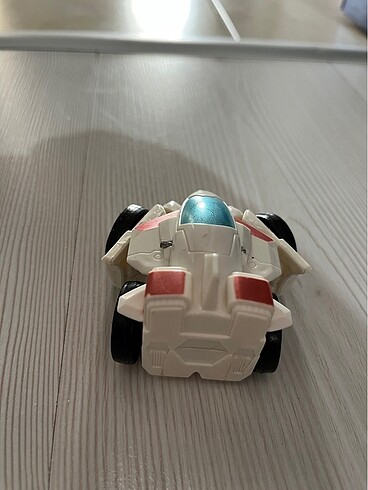 Arabaya dönüşen factory - Görsel 5