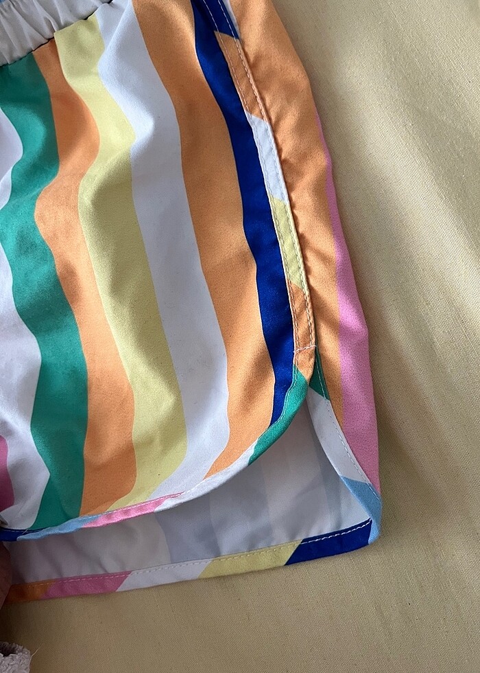 Deniz şortu rengarenk - Görsel 4