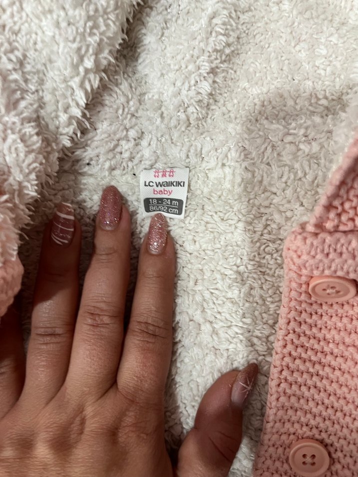 Kız Çocuk Kapüşonlu Örgü Pembe Yelek - Görsel 4