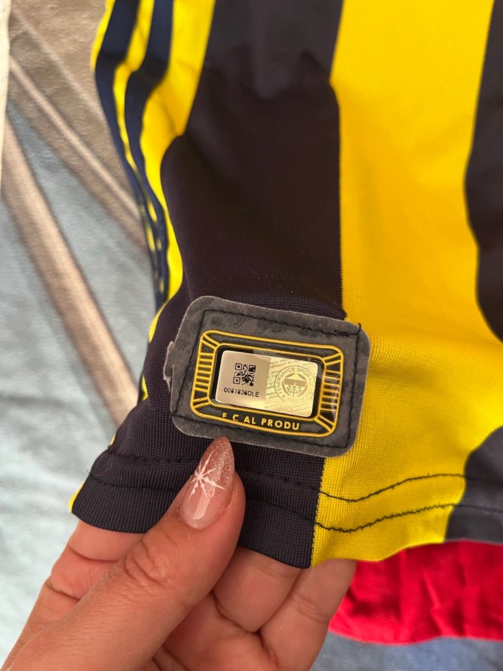 Sarı Siyah Çizgili Adidas Spor Forması - Görsel 4