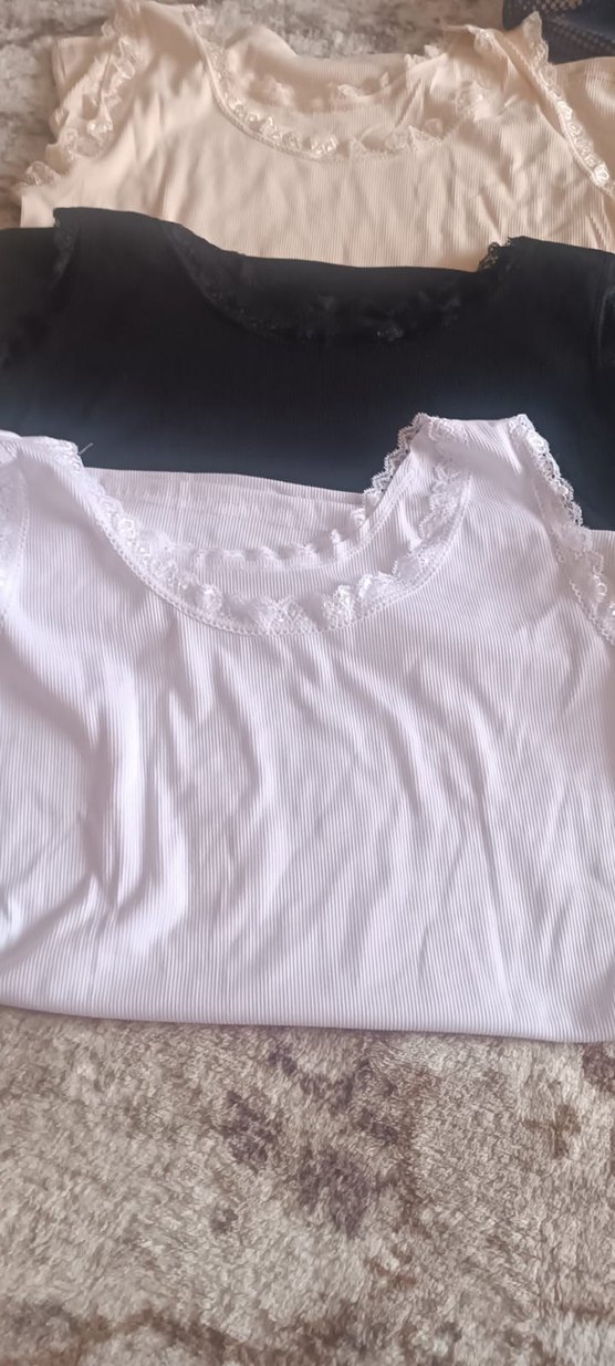 Gri Yüksek Yakalı Kadın Atlet - Görsel 3