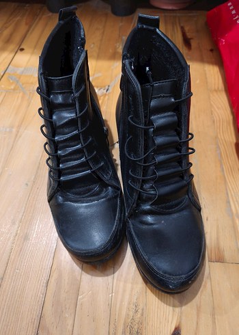 Kız Çocuk Beyaz Fiyonklu Babet Ayakkabı - Görsel 5