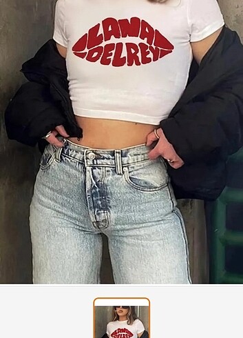 Lana Del Rey kissy lips crop top
