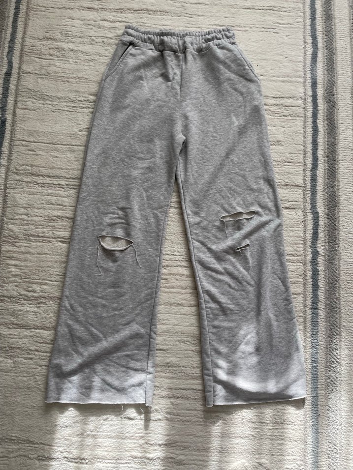 Gri Kadın Kesik Detaylı Salaş Eşofman - Görsel 2