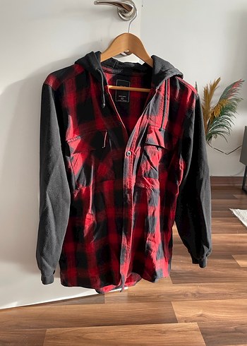 Kırmızı Kapüşonlu Uzun Kollu Salaş Gömlek - Görsel 4