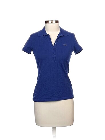 Lacoste T-shirt %70 İndirimli.