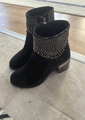 Siyah Süet Payetli Kadın Bot - Görsel 5