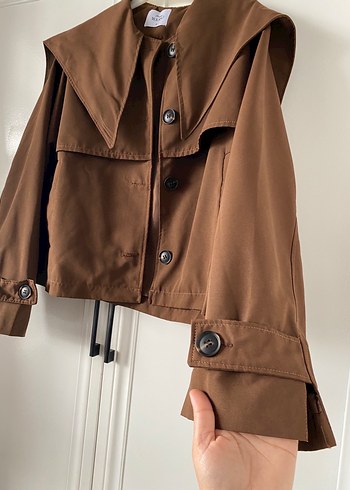 Kadın Koyu Kahverengi Düğmeli Kısa Trençkot - Görsel 3