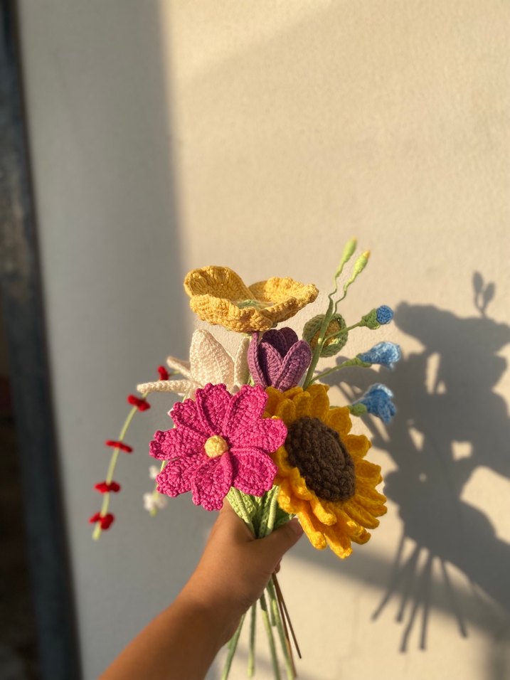 Örgü çiçek 8 adet farklı çiçek - Görsel 2