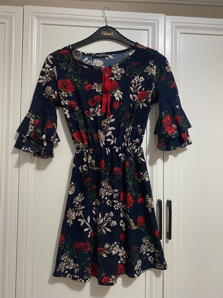 Çiçek Desenli, Fırfırlı Bohem Kadın Elbise - Görsel 3