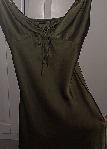 Bershka saten elbise