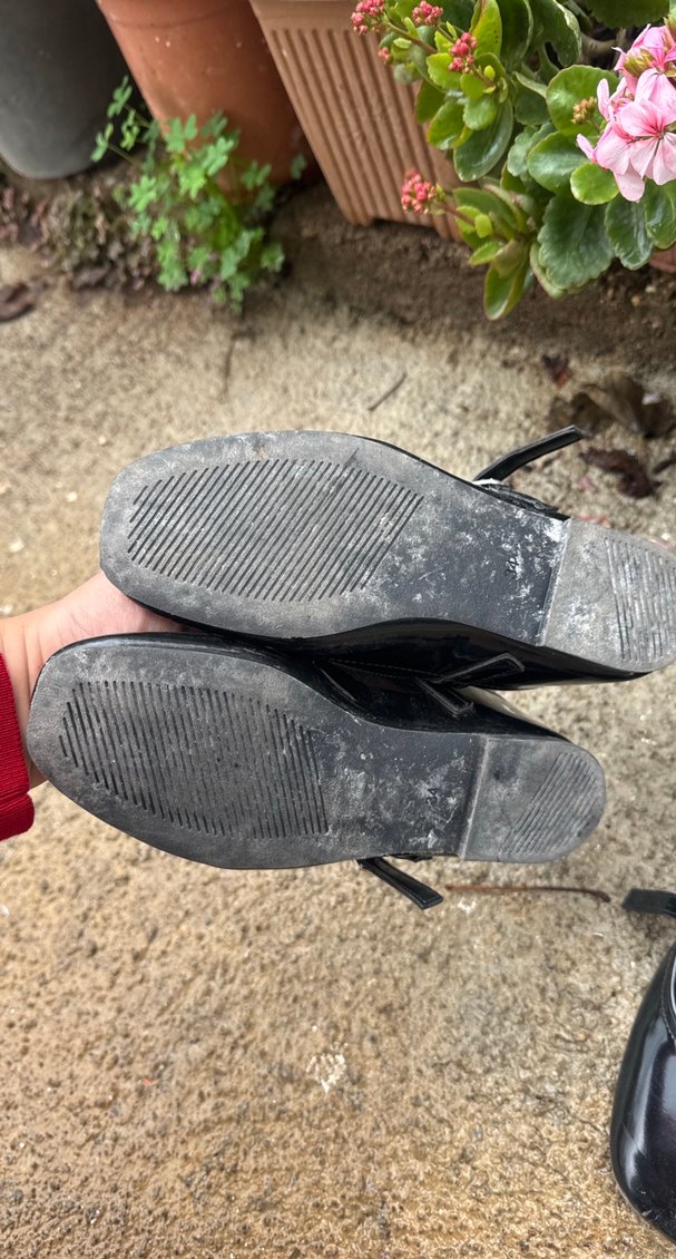 Tokalı Siyah Minimalist Stiletto Topuklu kız çocuk Babet - Görsel 4