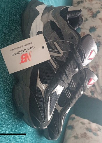 New Balance 1060 Platform Topuklu Siyah Spor Ayakkabı - Görsel 2