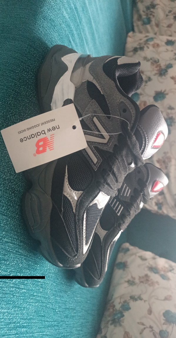 New Balance 1060 Platform Topuklu Siyah Spor Ayakkabı - Görsel 2