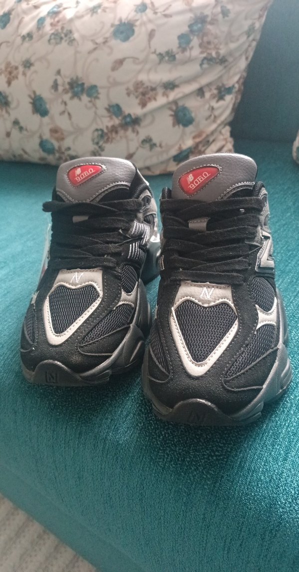 New Balance 1060 Platform Topuklu Siyah Spor Ayakkabı - Görsel 3