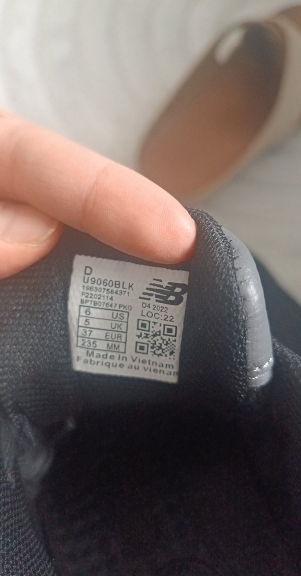 New Balance 1060 Platform Topuklu Siyah Spor Ayakkabı - Görsel 4