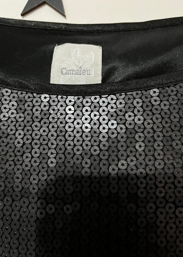 Pullu siyah kısa elbise  - Görsel 3