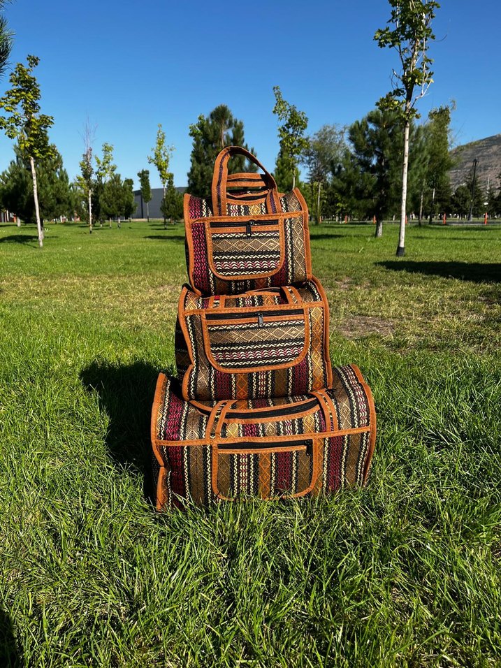 Çok Bölmeli Çok Renkli Valiz Düzenleyici Seti - Görsel 2