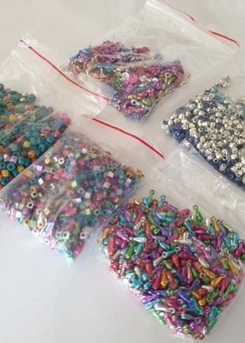 Renkli Elişi Boncuğu 5 paket