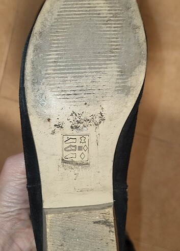 40 Beden siyah Renk Topshop marka, püsküllü, sivri burun, suet, kısa bot
