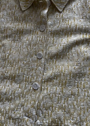 Kısa Kollu Düğmeli Altın Rengi Kadın Takım - Görsel 3