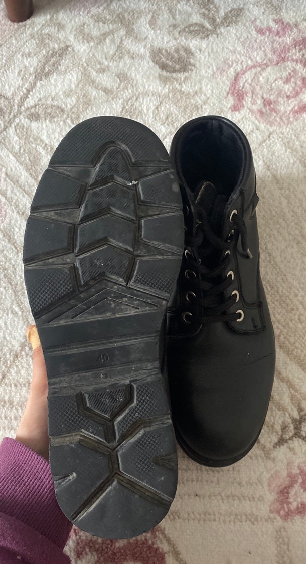 Siyah Bağcıklı Minimalist Erkek Bot - Görsel 3