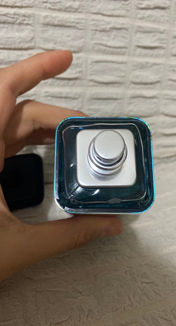 212 VIP Men Parfüm - Gri Parlak Tasarım - Görsel 3