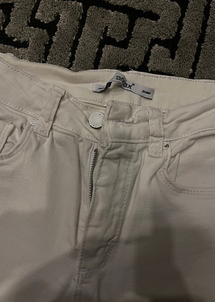 Beyaz pantolon - Görsel 3