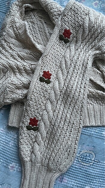 m Beden Crop hırka