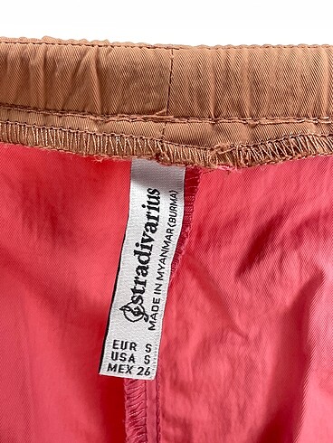 s Beden pembe Renk Stradivarius Mini Şort %70 İndirimli.