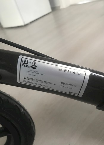 Siyah Katlanabilir Yürüme arabası Almanyadan aldım - Görsel 6