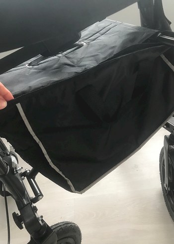 Siyah Katlanabilir Yürüme arabası Almanyadan aldım - Görsel 4