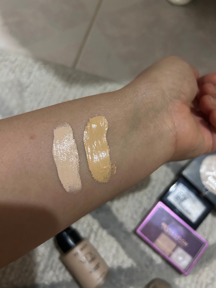 Bej Tonlarda Makyaj Ürünleri Seti - Görsel 3