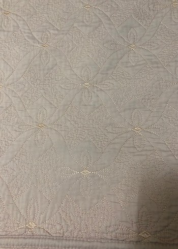 Nakışlı Pastel Pembe Yatak Örtüsü - Görsel 3