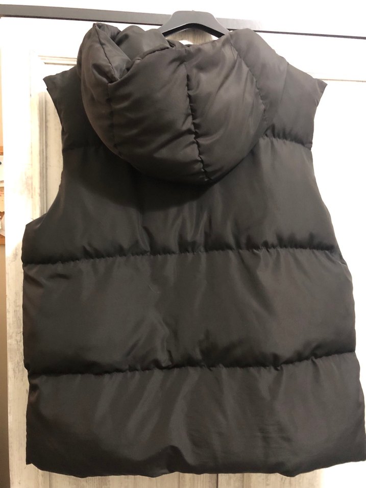 Siyah Fermuarlı Yüksek Yakalı Kadın Yelek - Görsel 2