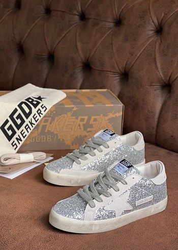 Golden Goose Deluxe