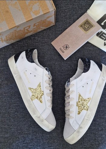 Golden Goose Deluxe