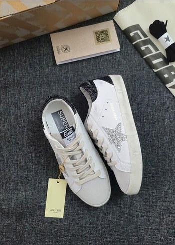 Golden Goose Deluxe Golden Goose Deluxe