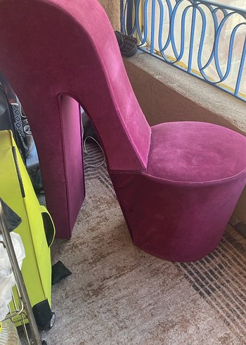 Diğer Fusya Kadife Topuklu Sandalye