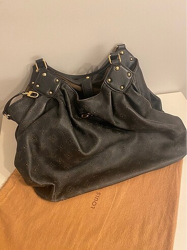 Beden siyah Renk Louis Vuitton Çanta