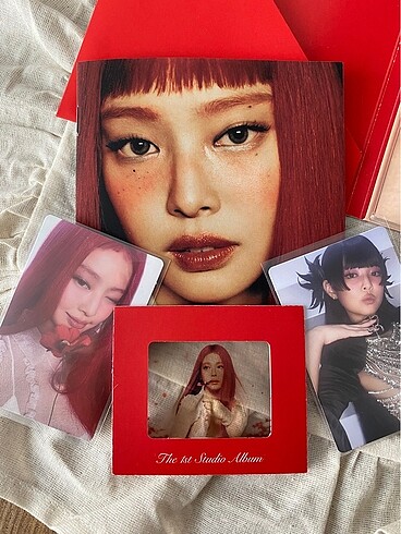  JENNIE Ruby Digipack