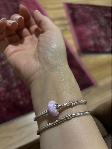 Pandora Işıltılı pembe charm pandora