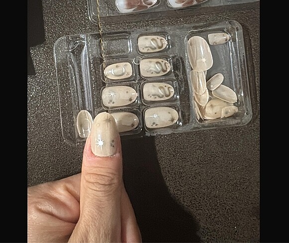 Beden Renk 12 adet takma tırnak