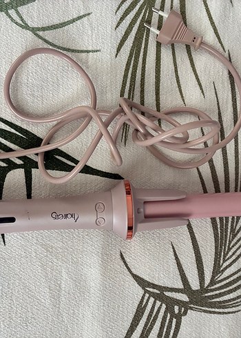 Pastel Pembe Saç Şekillendirici