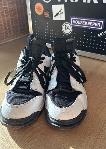 Beyaz Gri Bağcıklı Kadın Spor Ayakkabı - Görsel 2