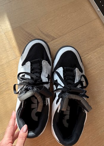 Beyaz Gri Bağcıklı Kadın Spor Ayakkabı - Görsel 5