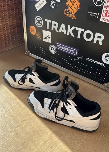 Beyaz Gri Bağcıklı Kadın Spor Ayakkabı - Görsel 3