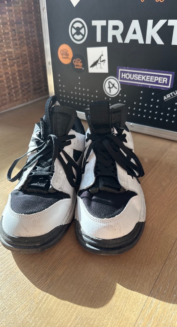 Beyaz Gri Bağcıklı Kadın Spor Ayakkabı - Görsel 2