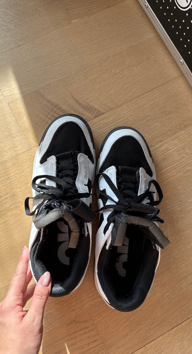 Beyaz Gri Bağcıklı Kadın Spor Ayakkabı - Görsel 5