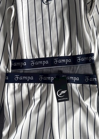 Çizgili Beyaz Kadın Spor Takımı tayt eşofman - Görsel 3